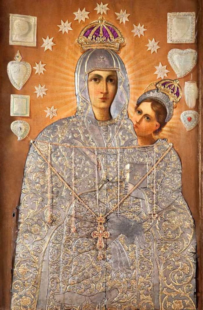 Пред иконой Пресвятой Богородицы Барская